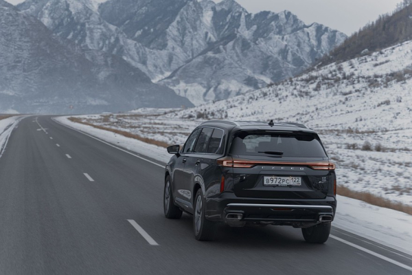 Покупаем Exeed VX: три экрана, семь режимов вождения и 23 динамика