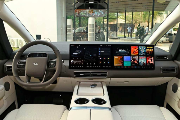 Китайцы полностью рассекретили новый электрический кроссовер Li i8