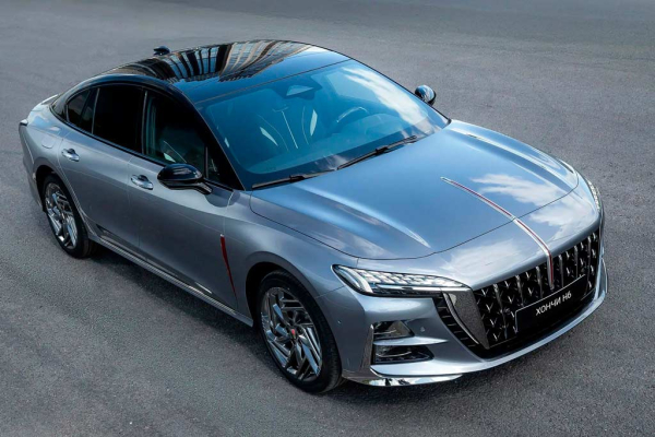 До России добрался лифтбек Hongqi H6: известны цены и комплектации До России добрался лифтбек Hongqi H6: известны цены и комплектации