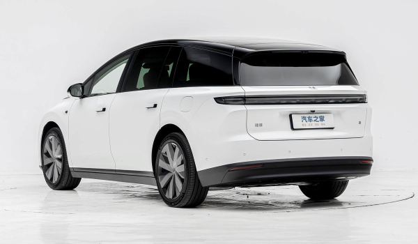 Кроссвэн Li i8 готов к выходу на рынок: подробности