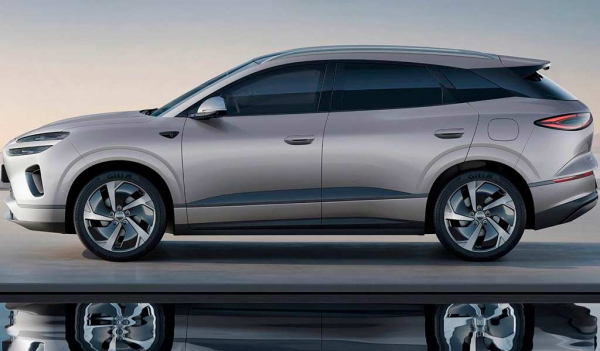 Паркетник BYD Sealion 06 дебютировал на рынке в виде гибрида и электрокара