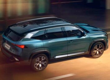 Французы рассекретили кроссовер Renault Boreal: в Европе он не появится