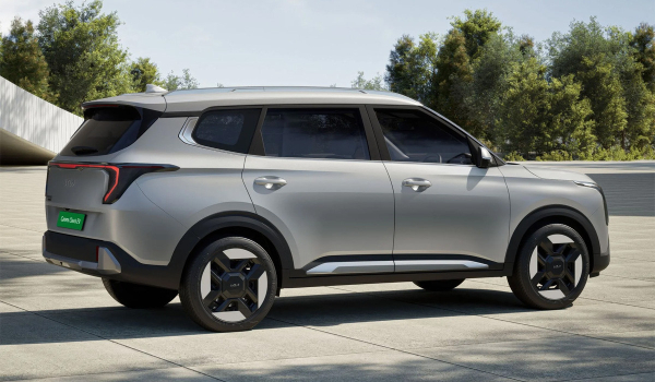 Семиместный кроссовер Kia Carens Clavis стал электромобилем