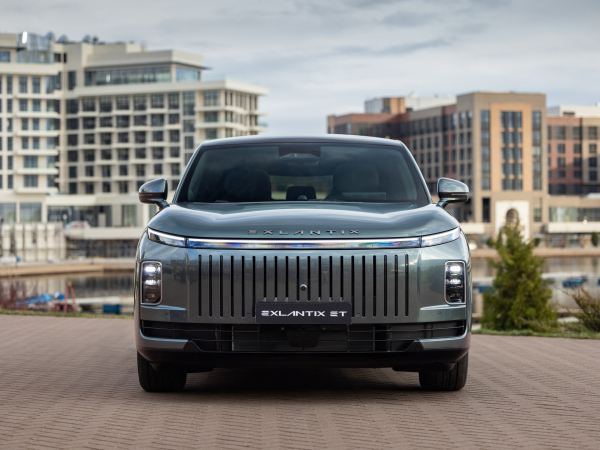 Exlantix ET и компания: выбираем премиальный гибридный кроссовер на выгодных условиях