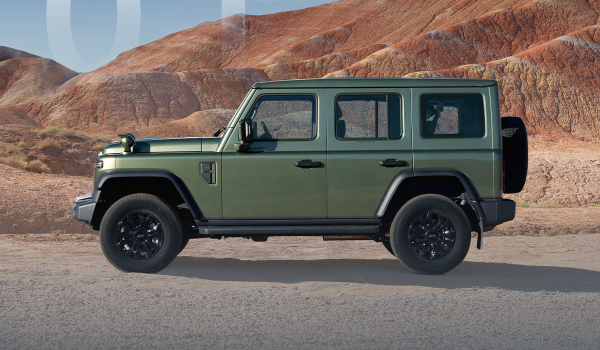 BAW выходит на российский рынок: внедорожник, минивэн и один дилер