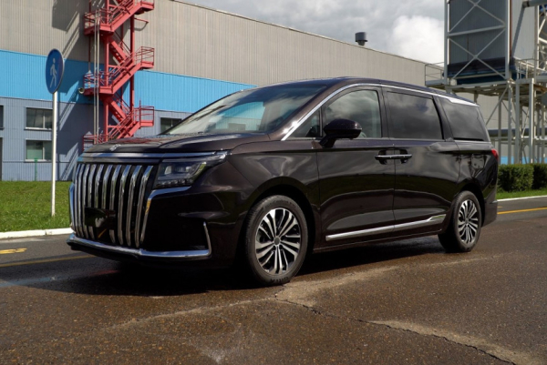 В Елабуге началось производство минивэнов Sollers SP7