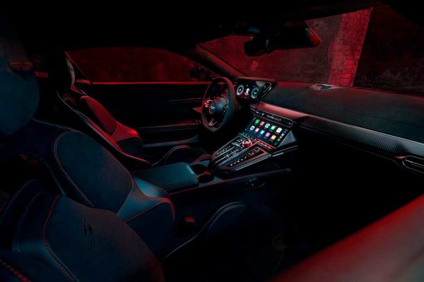 Aston Martin Vantage S: драйверская версия обновленного суперкара Aston Martin Vantage S: драйверская версия обновленного суперкара