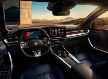 Французы рассекретили кроссовер Renault Boreal: в Европе он не появится