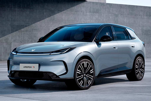 Компания BAIC рассекретила компактный электрический хэтчбек Arcfox T1 Компания BAIC рассекретила компактный электрический хэтчбек Arcfox T1