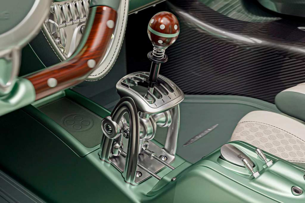 Для Pagani Codalunga стала доступна открытая версия Speedster Для Pagani Codalunga стала доступна открытая версия Speedster