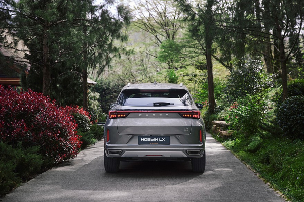 Покупаем Exeed LX: два варианта салона, два типа привода и много комфорта