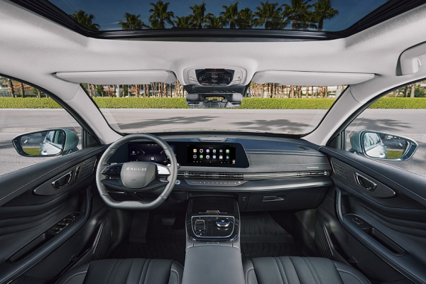 Покупаем Exeed LX: два варианта салона, два типа привода и много комфорта