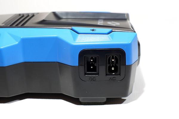 «И от 12, и от 220!»: обзор необычного автокомпрессора Neoline DELA-X