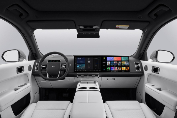 Exlantix ET и компания: выбираем премиальный гибридный кроссовер на выгодных условиях