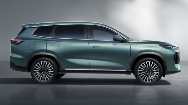 Кроссовер Tenet T8 станет первенцем нового российского бренда