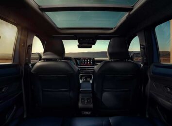 Французы рассекретили кроссовер Renault Boreal: в Европе он не появится