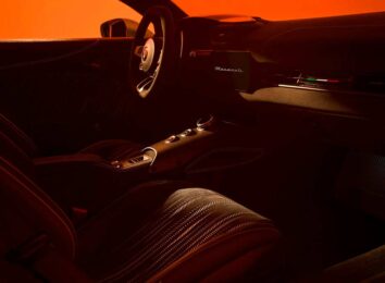 Maserati MCPura: представлен рестайлинговый вариант суперкара MC20