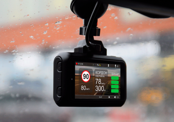 «Два в одном» или «три в одном»? Какое комбо-устройство выбрать за 10-15 тысяч рублей