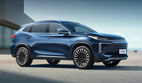 Кроссовер Exeed Sterra E05 оказался эволюцией модели TXL