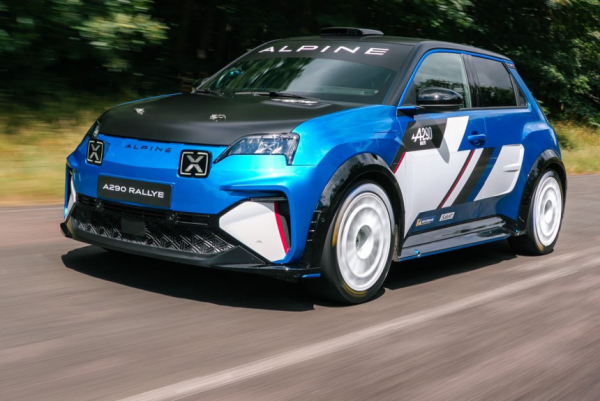 Хот-хэтч Alpine A290 Rallye подготовлен для гонок