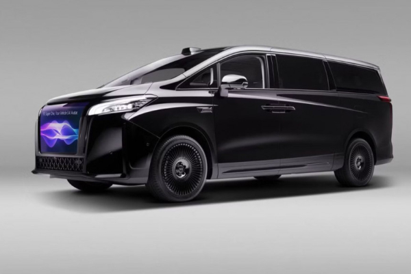 Минивэн FX Super One оказался китайского происхождения