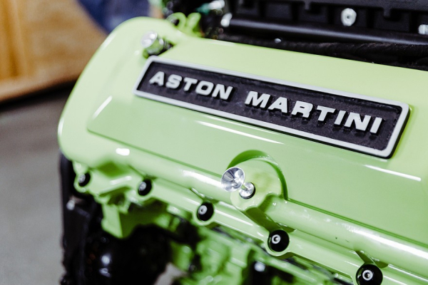 Совсем другая Octavia: стероидный рестомод от Ringbrothers на базе Aston Martin DBS Совсем другая Octavia: стероидный рестомод от Ringbrothers на базе Aston Martin DBS