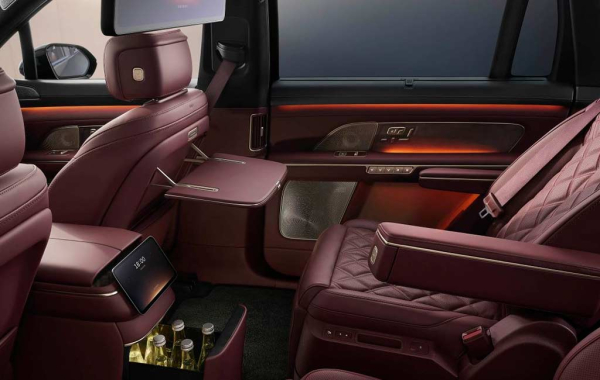 Китайцы официально представили электрический кроссовер Nio ES8 третьего поколения Китайцы официально представили электрический кроссовер Nio ES8 третьего поколения