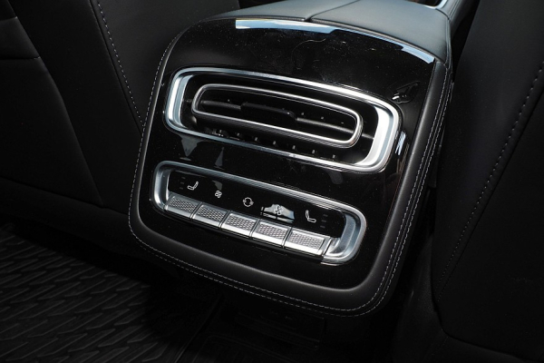 Exeed RX и компания: как купить премиальный кроссовер на выгодных условиях Exeed RX и компания: как купить премиальный кроссовер на выгодных условиях