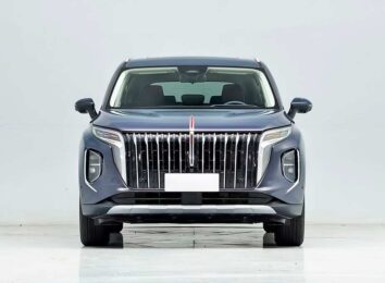 Новый Hongqi HS7 II второго поколения: объявлены российские цены Новый Hongqi HS7 II второго поколения: объявлены российские цены