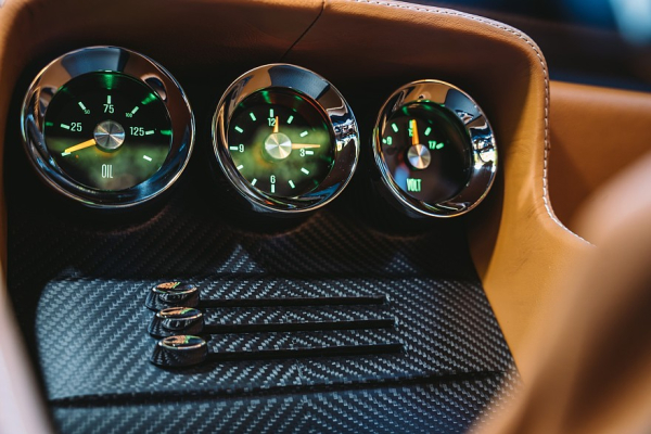 Совсем другая Octavia: стероидный рестомод от Ringbrothers на базе Aston Martin DBS Совсем другая Octavia: стероидный рестомод от Ringbrothers на базе Aston Martin DBS