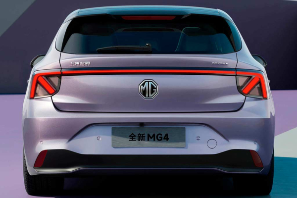 Хэтчбек MG 4 нового поколения оказался проще и доступнее предшественника Хэтчбек MG 4 нового поколения оказался проще и доступнее предшественника