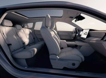 Шведы рассекретили дальнобойный гибридный кроссовер Volvo XC70 2026 Шведы рассекретили дальнобойный гибридный кроссовер Volvo XC70 2026