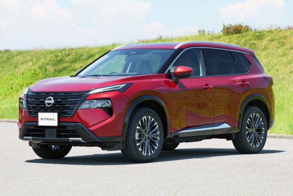 Nissan X-Trail: рестайлинг и букет спецверсий (включая Nismo)