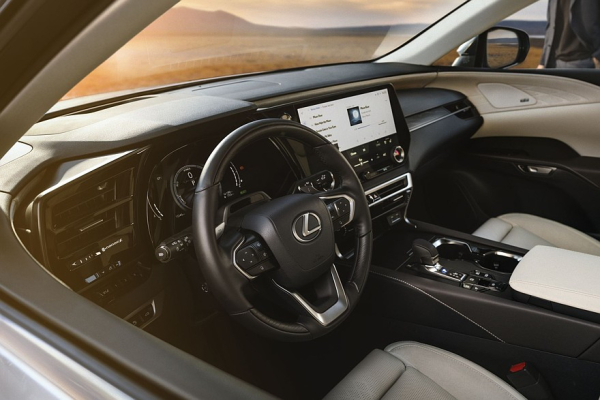 Exeed RX и компания: как купить премиальный кроссовер на выгодных условиях Exeed RX и компания: как купить премиальный кроссовер на выгодных условиях