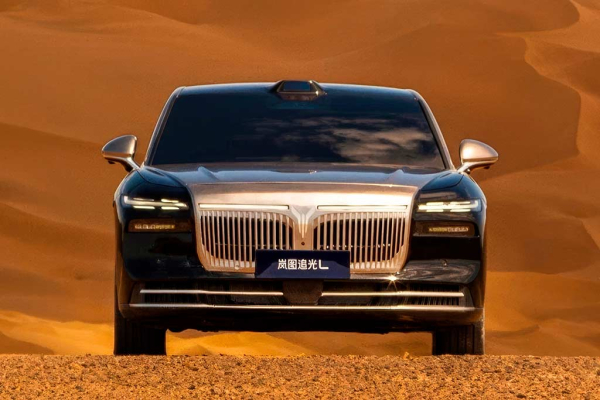 Voyah Passion L: удлиненная версия седана с альтернативным дизайном