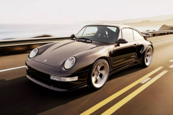 Классический Porsche 993 стал электромобилем Everrati