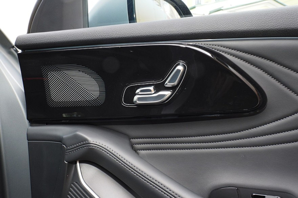 Exeed RX и компания: как купить премиальный кроссовер на выгодных условиях Exeed RX и компания: как купить премиальный кроссовер на выгодных условиях