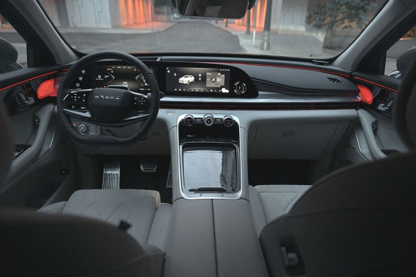 Exeed RX и компания: как купить премиальный кроссовер на выгодных условиях Exeed RX и компания: как купить премиальный кроссовер на выгодных условиях