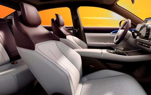 Обновленный седан Changan Eado / Lamore представлен в Поднебесной Обновленный седан Changan Eado / Lamore представлен в Поднебесной