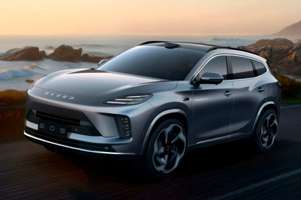 Exeed Sterra 05: представлен гибридный кроссовер на базе TXL