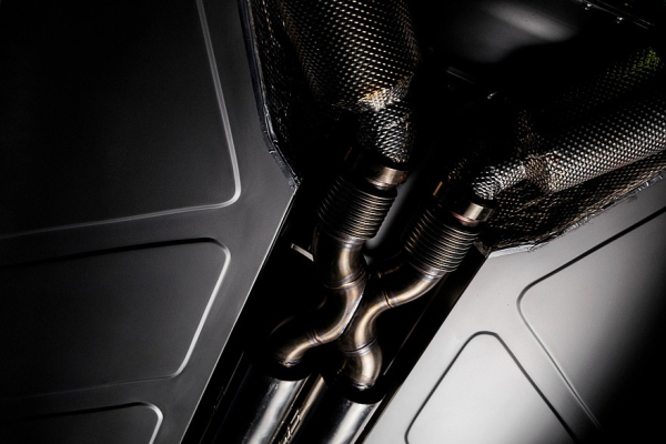 Совсем другая Octavia: стероидный рестомод от Ringbrothers на базе Aston Martin DBS Совсем другая Octavia: стероидный рестомод от Ringbrothers на базе Aston Martin DBS