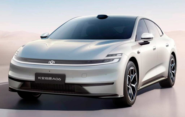 Компания Changan рассекретила стильный обтекаемый лифтбек Qiyuan A06 Компания Changan рассекретила стильный обтекаемый лифтбек Qiyuan A06