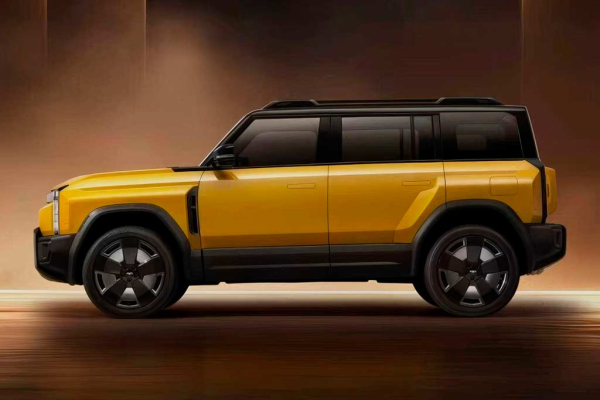 Chery Fulwin X3L: удлиненная версия X3 с гибридной установкой Chery Fulwin X3L: удлиненная версия X3 с гибридной установкой