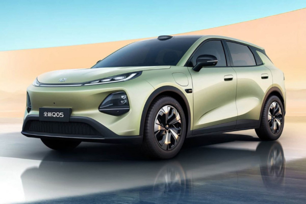 Changan представил доступный паркетник Qiyuan Q05 второго поколения Changan представил доступный паркетник Qiyuan Q05 второго поколения