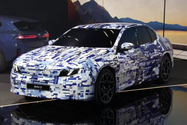 Серийный седан BMW i3 Neue Klasse показан в камуфляже