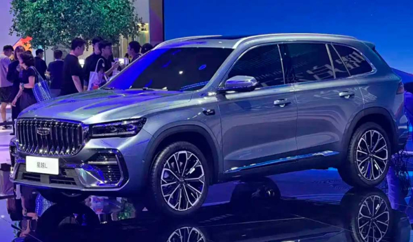 Geely Monjaro Dongfang Yao: обновленный вариант кроссовера с более мощным мотором