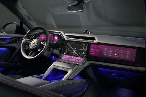 Показан салон электрического кроссовера Porsche Cayenne Показан салон электрического кроссовера Porsche Cayenne