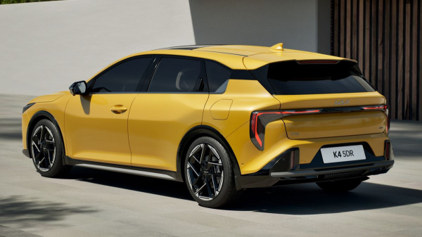 Новый хэтчбек Kia K4 заменит Ceed в Европе Новый хэтчбек Kia K4 заменит Ceed в Европе