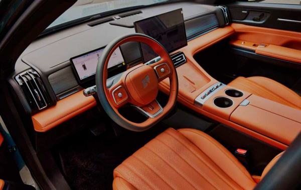 Jetour X70L: представлен бензиновый вариант модели в новом кузове Jetour X70L: представлен бензиновый вариант модели в новом кузове