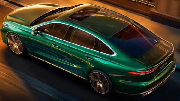 Седаны Geely Galaxy Starshine 6 и Emgrand: салон и подробности Седаны Geely Galaxy Starshine 6 и Emgrand: салон и подробности